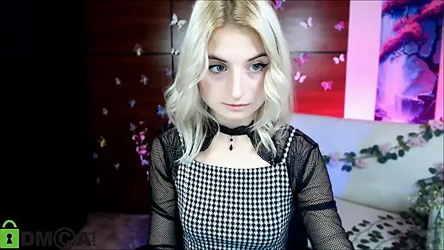 Try the hottest girls free webcams as they get au naturel and get naked fulfilling your nuttiest whims.