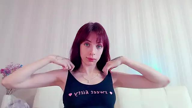 Meowroslava from StripChat is Freechat