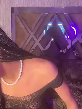 Try the hottest girls free webcams as they get au naturel and get naked fulfilling your nuttiest whims.