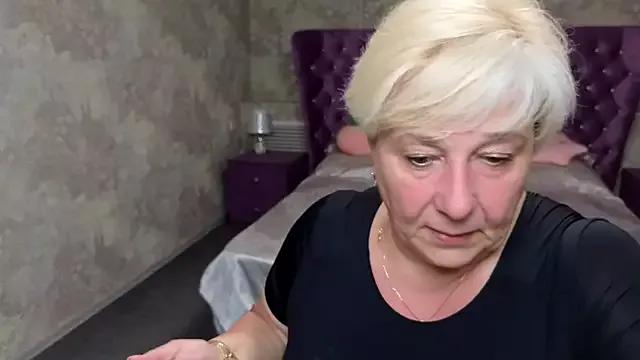 Photos of Milana_Milky from StripChat is Freechat
