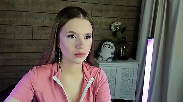 MilanaBalmain from StripChat is Freechat