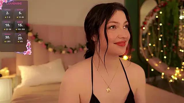 Miley_Smile from StripChat is Freechat