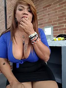 Try the hottest girls free webcams as they get au naturel and get naked fulfilling your nuttiest whims.