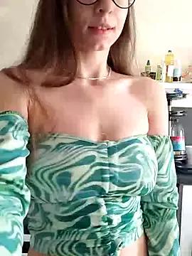 Try the hottest girls free webcams as they get au naturel and get naked fulfilling your nuttiest whims.