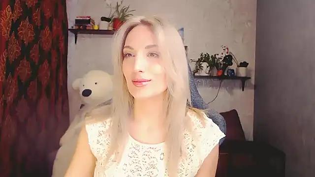 Try the hottest girls free webcams as they get au naturel and get naked fulfilling your nuttiest whims.