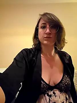 minierose from StripChat