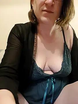 minierose from StripChat