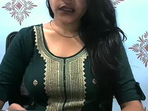 Misha_Sweett from StripChat is Freechat