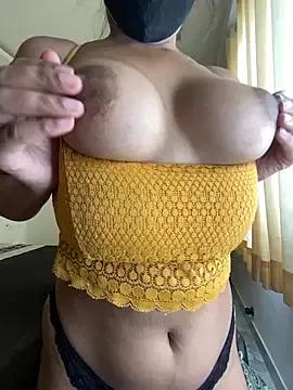 Try the hottest girls free webcams as they get au naturel and get naked fulfilling your nuttiest whims.