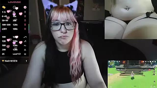 MissLoreleii from StripChat is Freechat