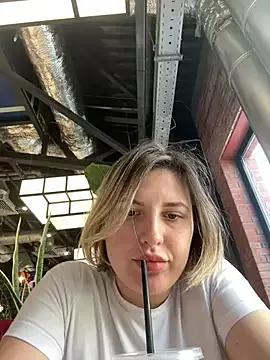 Photos of Monika_3065 from StripChat is Freechat
