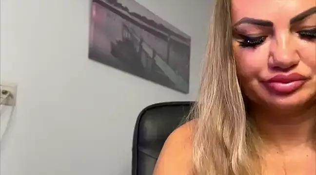 Nancy_Grey from StripChat