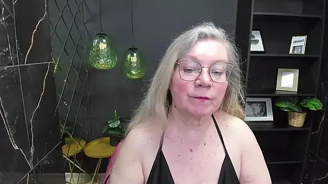 NataliMellow from StripChat
