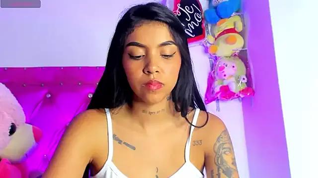 Try the hottest girls free webcams as they get au naturel and get naked fulfilling your nuttiest whims.