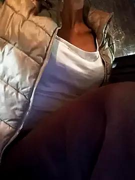Try the hottest girls free webcams as they get au naturel and get naked fulfilling your nuttiest whims.