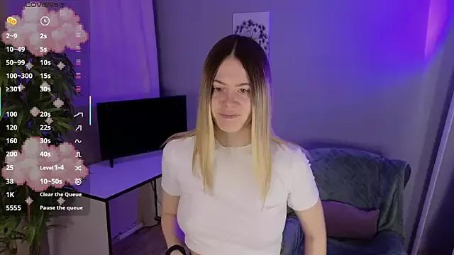 Try the hottest girls free webcams as they get au naturel and get naked fulfilling your nuttiest whims.