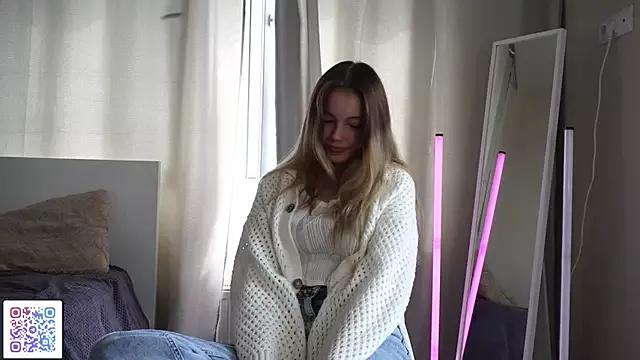 Norakisses webcams show profile image 