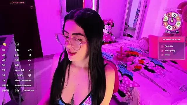 Try the hottest girls free webcams as they get au naturel and get naked fulfilling your nuttiest whims.