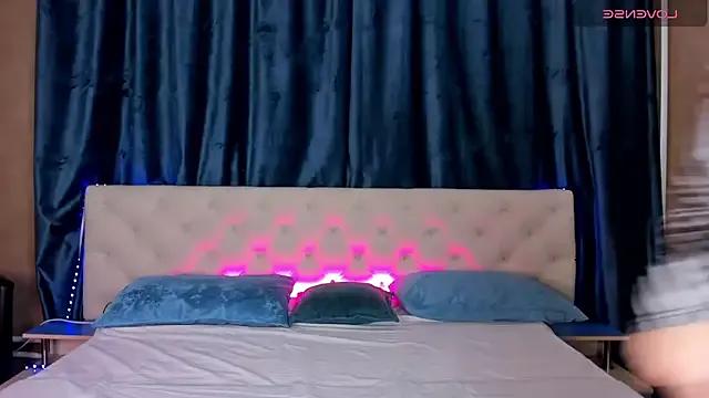 Try the hottest girls free webcams as they get au naturel and get naked fulfilling your nuttiest whims.