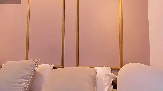 PerlaPreciosa from StripChat is Freechat