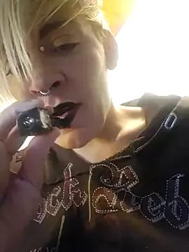 PinkTheHawk from StripChat is Freechat