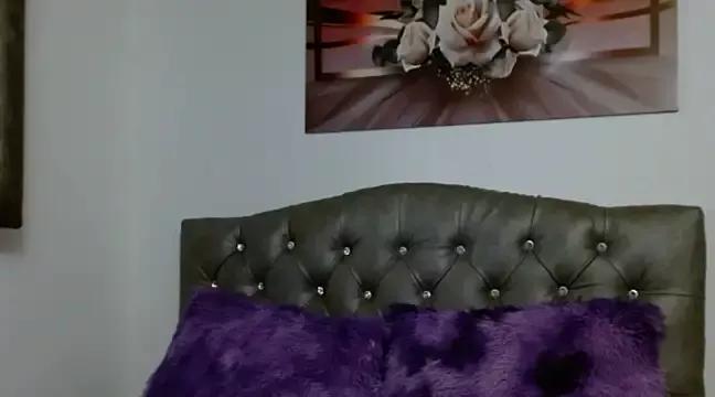 Try the hottest girls free webcams as they get au naturel and get naked fulfilling your nuttiest whims.