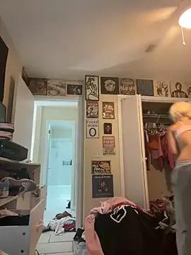 Photos of Poisonivyana from StripChat is Freechat