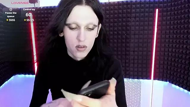 PolinaManson from StripChat is Freechat