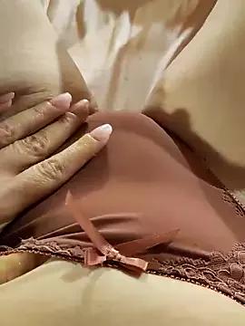 Try the hottest girls free webcams as they get au naturel and get naked fulfilling your nuttiest whims.
