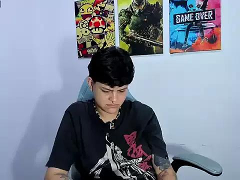 Pussyboy_ from StripChat is Freechat