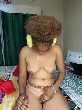 Queen-Dyness from StripChat is Freechat
