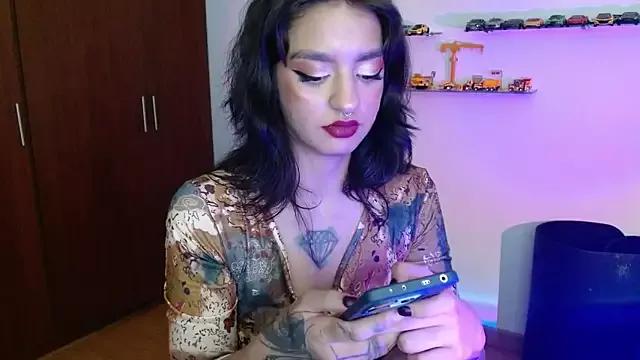 Try the hottest girls free webcams as they get au naturel and get naked fulfilling your nuttiest whims.