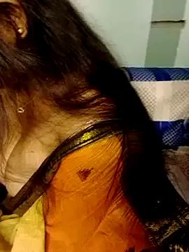 Rds_Love from StripChat is Freechat