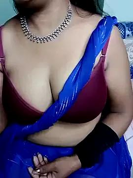 Rds_Love from StripChat is Freechat