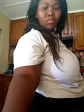 Real1SexySweetQueen from StripChat is Freechat