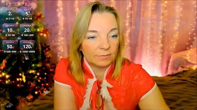 Try the hottest girls free webcams as they get au naturel and get naked fulfilling your nuttiest whims.