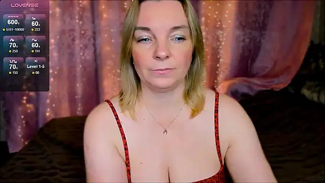 Try the hottest girls free webcams as they get au naturel and get naked fulfilling your nuttiest whims.