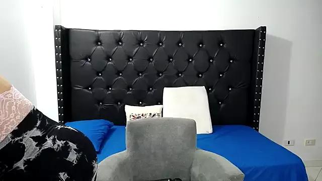 Try the hottest girls free webcams as they get au naturel and get naked fulfilling your nuttiest whims.