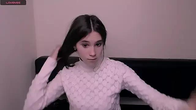 RosaRay_ from StripChat is Freechat