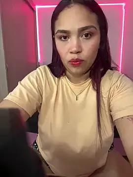 rossyrossell from StripChat is Freechat