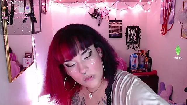 Try the hottest girls free webcams as they get au naturel and get naked fulfilling your nuttiest whims.