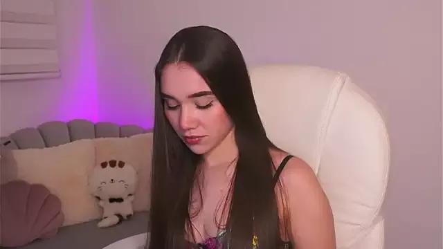 sabrinarey_ from StripChat is Freechat