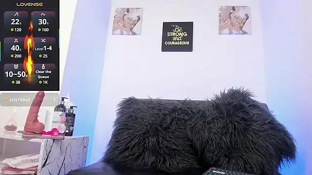 saharawalker from StripChat is Freechat
