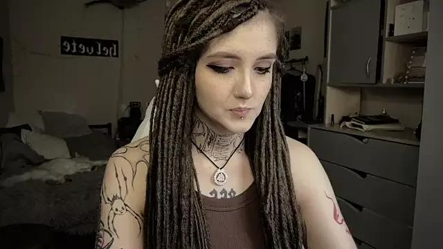 SallyJohnson from StripChat is Freechat