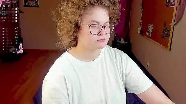 Sashy_Way from StripChat