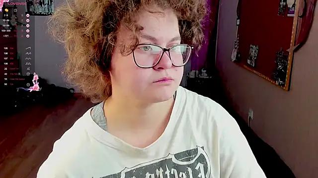Sashy_Way from StripChat