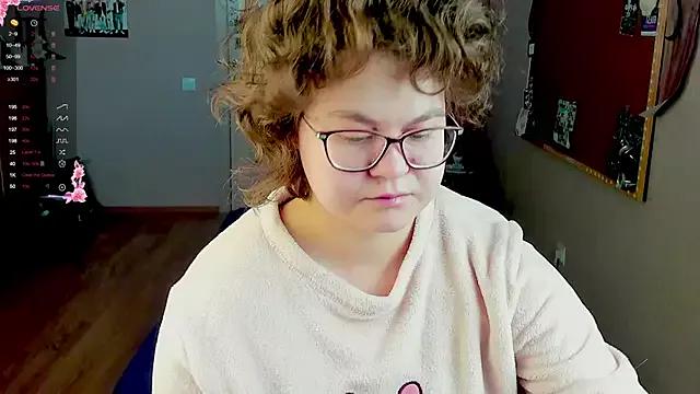 Sashy_Way from StripChat