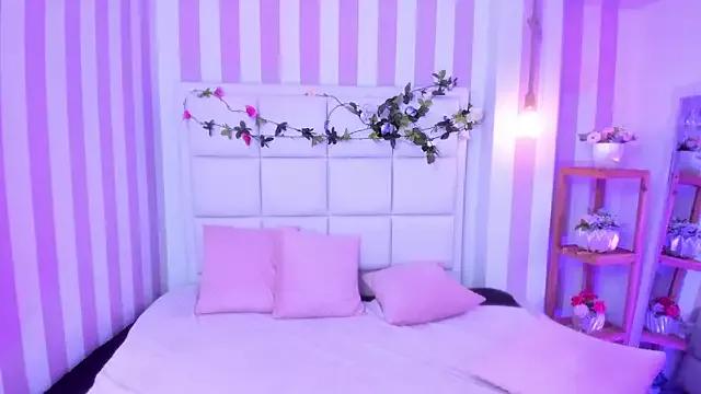 Scarbadgirl_ from StripChat is Freechat