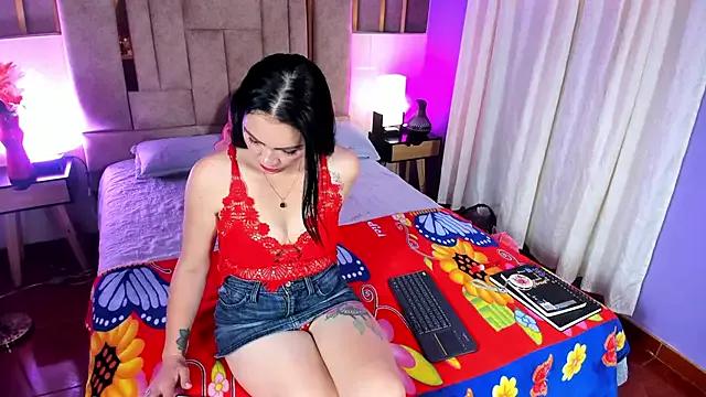 Try the hottest girls free webcams as they get au naturel and get naked fulfilling your nuttiest whims.