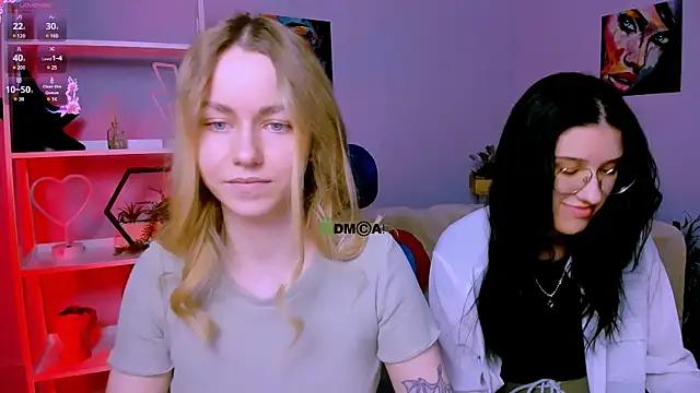 Try the hottest girls free webcams as they get au naturel and get naked fulfilling your nuttiest whims.